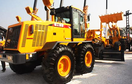 泰王國政府中小企業經貿發展委主席訪問徐工